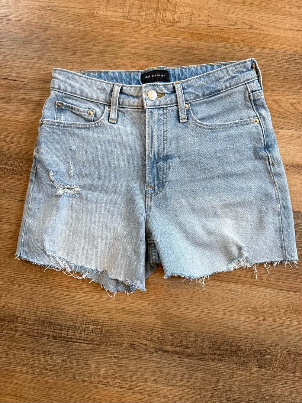 Light Blue Distressed Denim Cutoff Shorts Raw Hem - Women's 4
